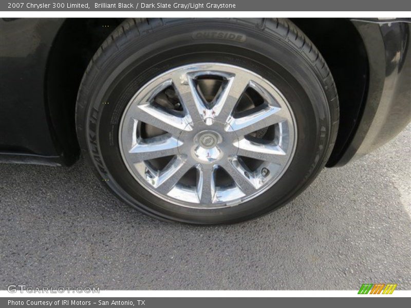 Brilliant Black / Dark Slate Gray/Light Graystone 2007 Chrysler 300 Limited