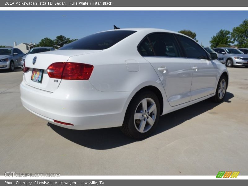 Pure White / Titan Black 2014 Volkswagen Jetta TDI Sedan