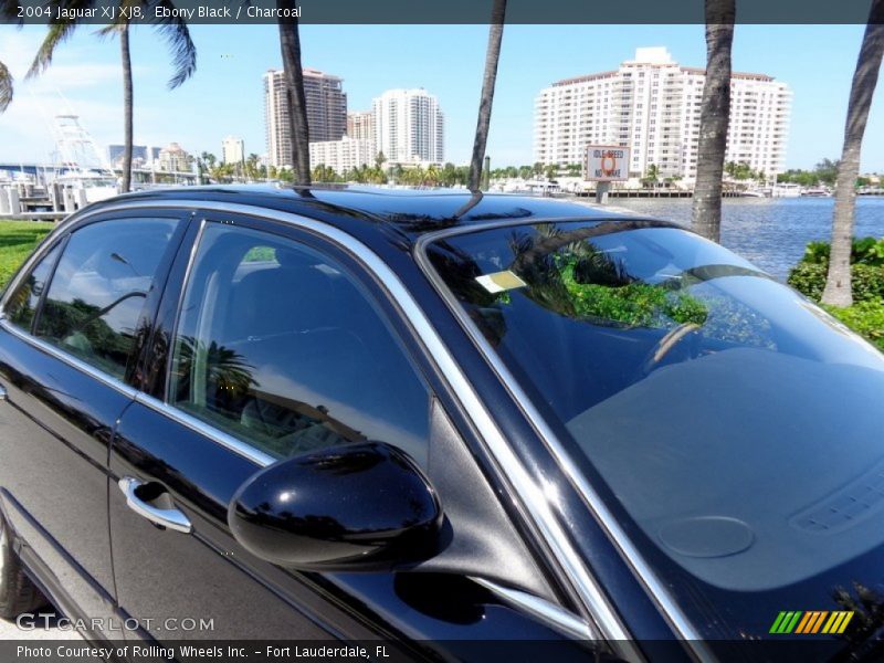 Ebony Black / Charcoal 2004 Jaguar XJ XJ8