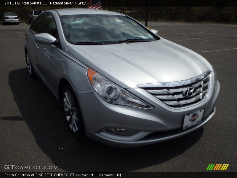 Radiant Silver / Gray 2011 Hyundai Sonata SE