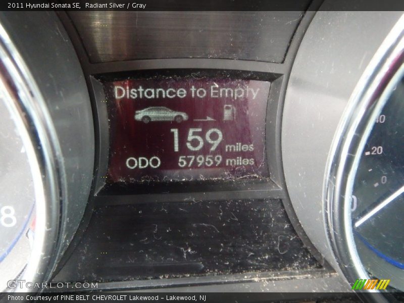 Radiant Silver / Gray 2011 Hyundai Sonata SE