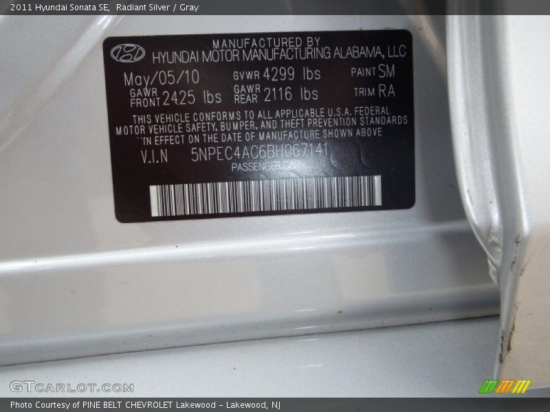 Radiant Silver / Gray 2011 Hyundai Sonata SE
