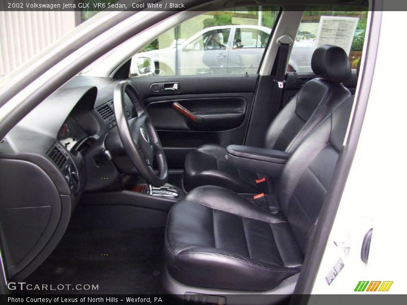 Cool White / Black 2002 Volkswagen Jetta GLX  VR6 Sedan