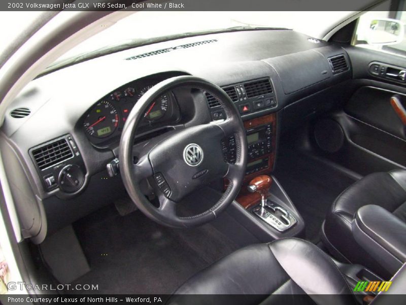 Cool White / Black 2002 Volkswagen Jetta GLX  VR6 Sedan
