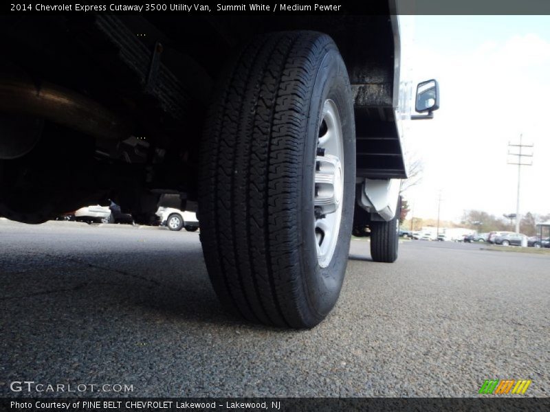 Summit White / Medium Pewter 2014 Chevrolet Express Cutaway 3500 Utility Van