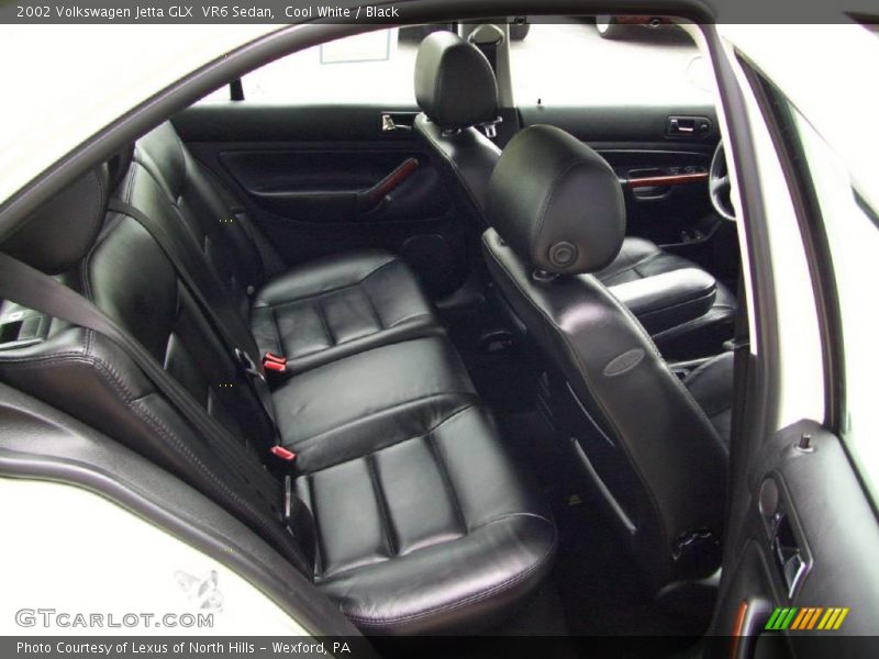 Cool White / Black 2002 Volkswagen Jetta GLX  VR6 Sedan