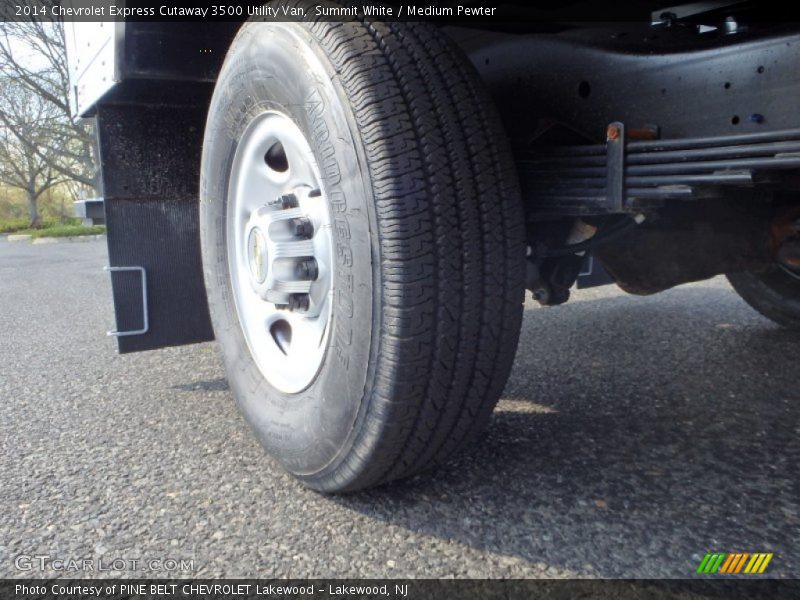 Summit White / Medium Pewter 2014 Chevrolet Express Cutaway 3500 Utility Van
