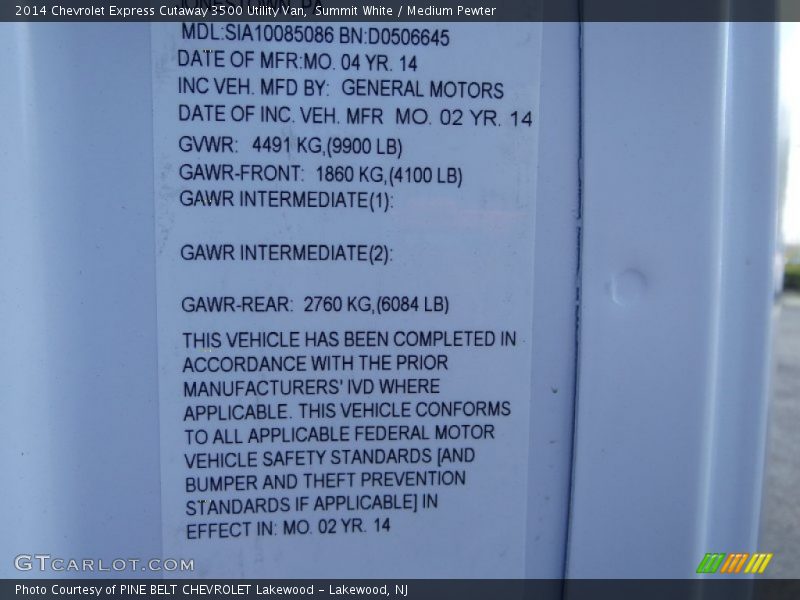 Summit White / Medium Pewter 2014 Chevrolet Express Cutaway 3500 Utility Van