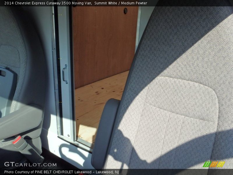 Summit White / Medium Pewter 2014 Chevrolet Express Cutaway 3500 Moving Van