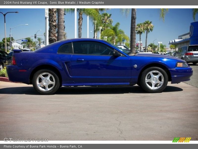 Sonic Blue Metallic / Medium Graphite 2004 Ford Mustang V6 Coupe