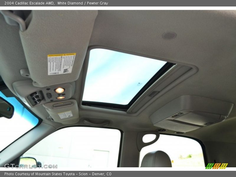 White Diamond / Pewter Gray 2004 Cadillac Escalade AWD