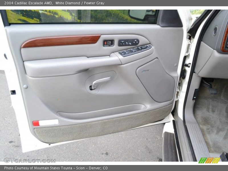 White Diamond / Pewter Gray 2004 Cadillac Escalade AWD