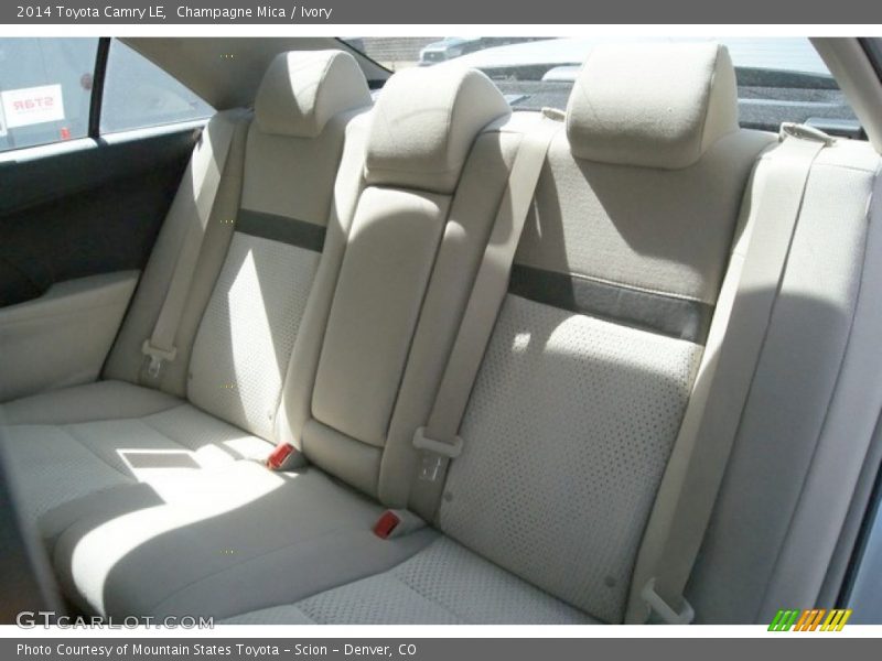 Champagne Mica / Ivory 2014 Toyota Camry LE