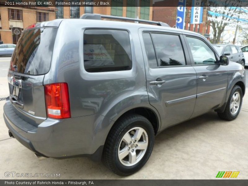 Polished Metal Metallic / Black 2011 Honda Pilot EX 4WD