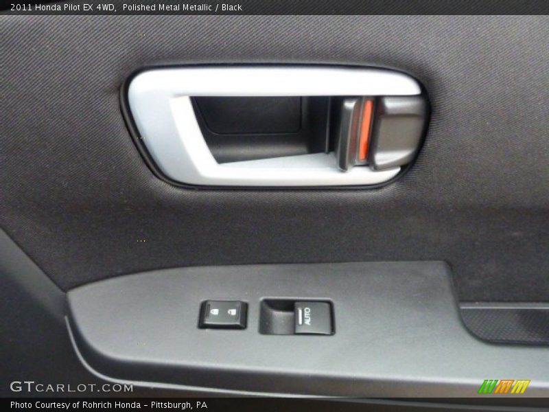 Polished Metal Metallic / Black 2011 Honda Pilot EX 4WD