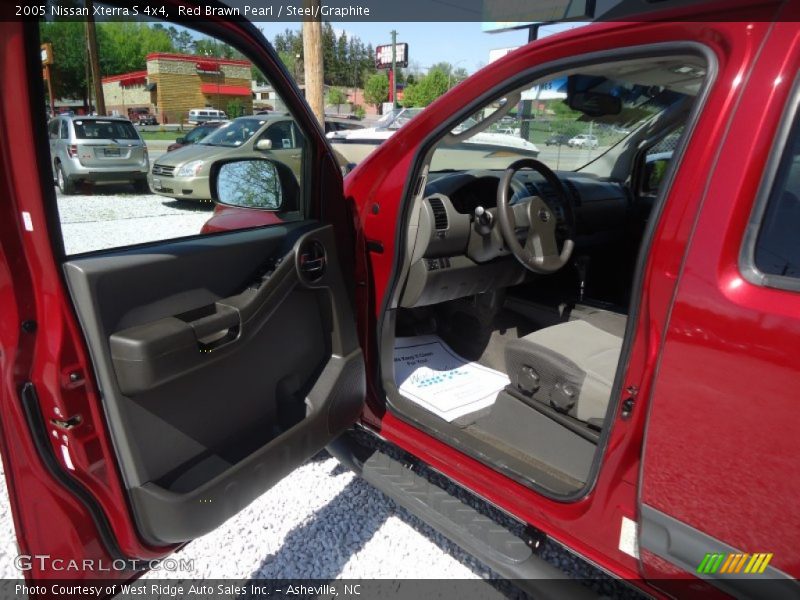 Red Brawn Pearl / Steel/Graphite 2005 Nissan Xterra S 4x4