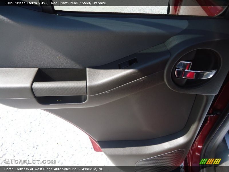 Red Brawn Pearl / Steel/Graphite 2005 Nissan Xterra S 4x4