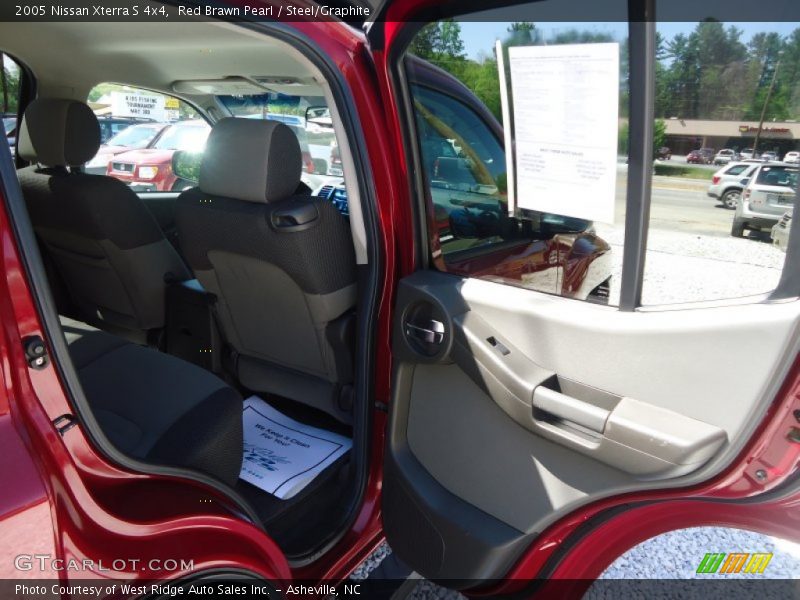 Red Brawn Pearl / Steel/Graphite 2005 Nissan Xterra S 4x4
