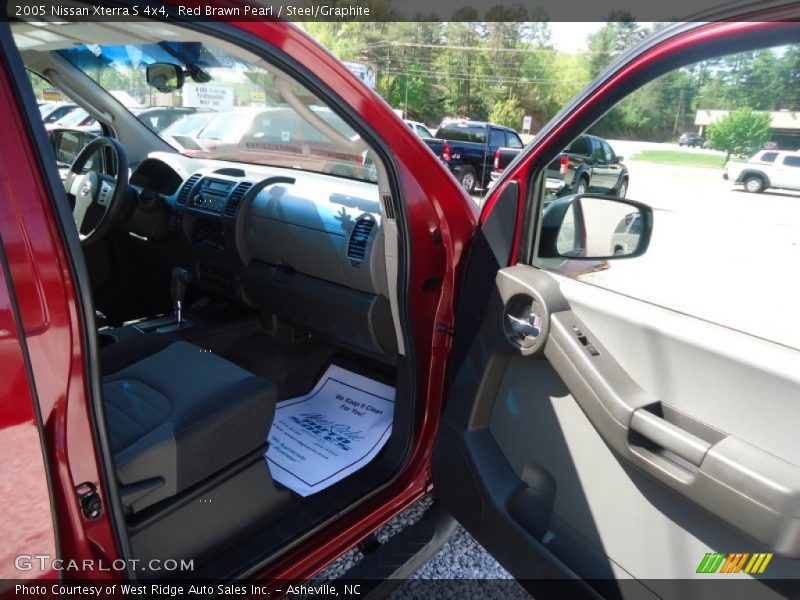 Red Brawn Pearl / Steel/Graphite 2005 Nissan Xterra S 4x4