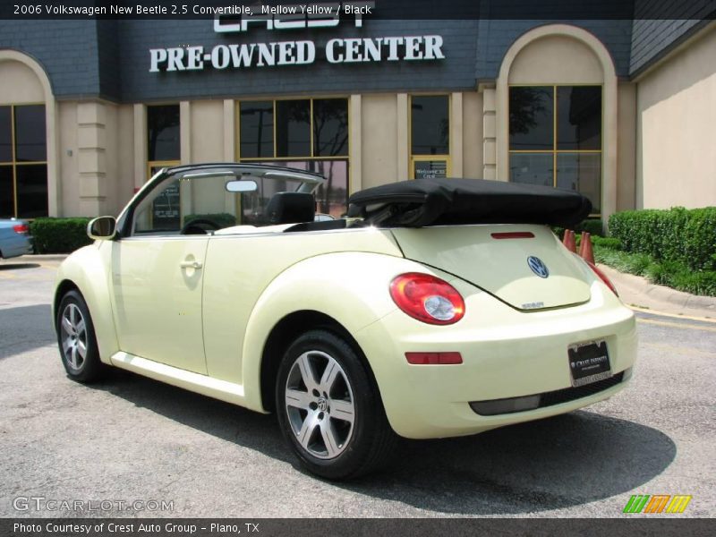 Mellow Yellow / Black 2006 Volkswagen New Beetle 2.5 Convertible