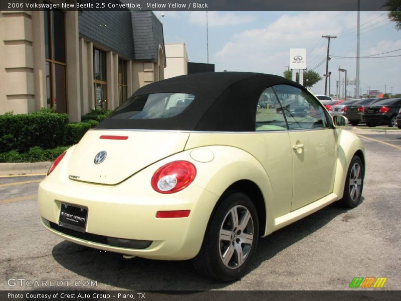 Mellow Yellow / Black 2006 Volkswagen New Beetle 2.5 Convertible