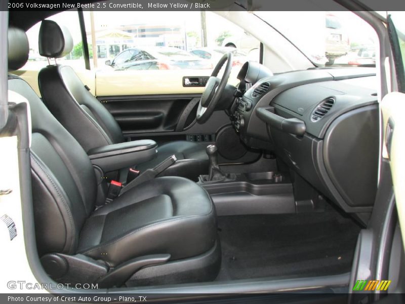 Mellow Yellow / Black 2006 Volkswagen New Beetle 2.5 Convertible