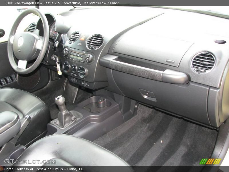 Mellow Yellow / Black 2006 Volkswagen New Beetle 2.5 Convertible