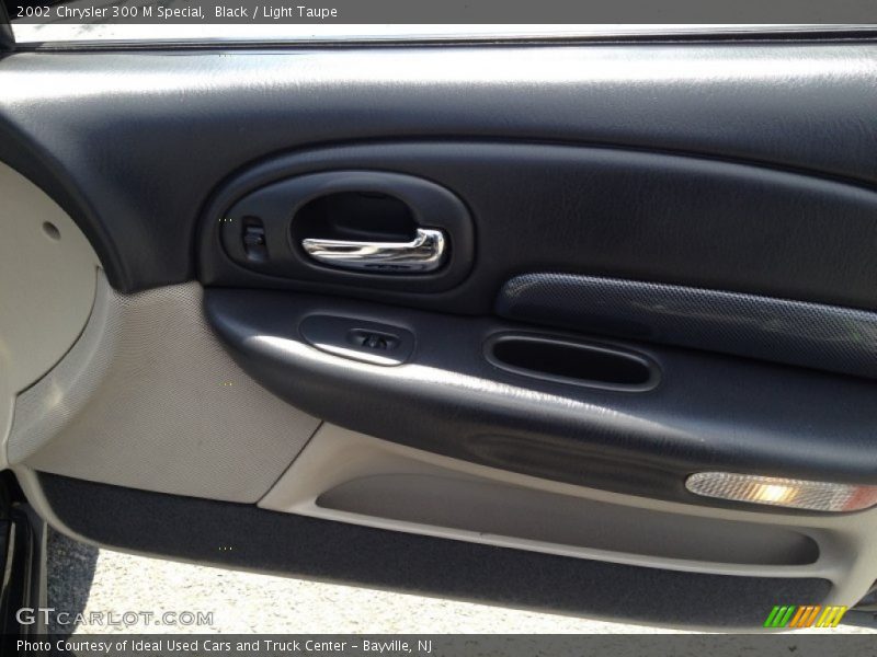 Black / Light Taupe 2002 Chrysler 300 M Special