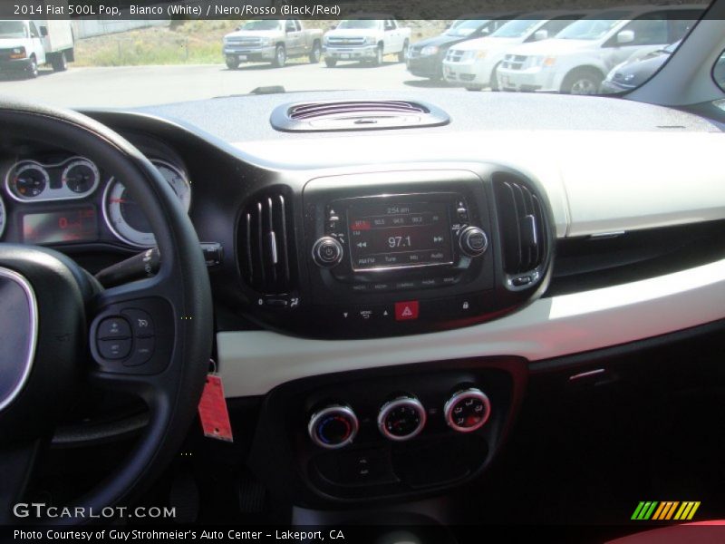 Bianco (White) / Nero/Rosso (Black/Red) 2014 Fiat 500L Pop