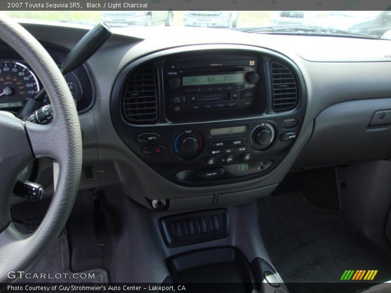 Black / Light Charcoal 2007 Toyota Sequoia SR5