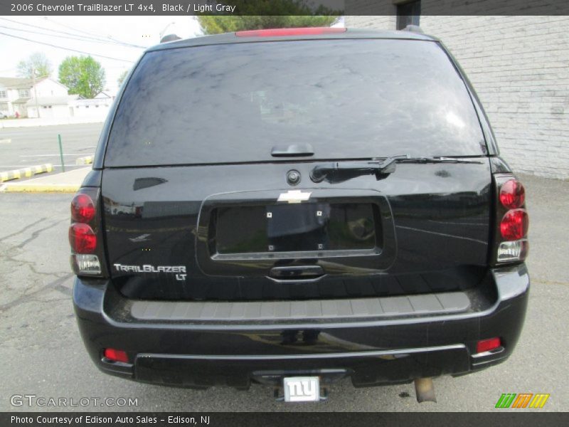 Black / Light Gray 2006 Chevrolet TrailBlazer LT 4x4