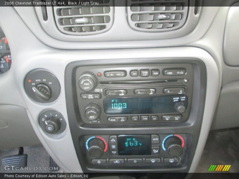 Black / Light Gray 2006 Chevrolet TrailBlazer LT 4x4