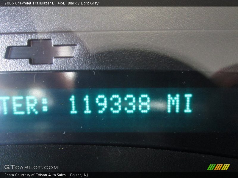 Black / Light Gray 2006 Chevrolet TrailBlazer LT 4x4