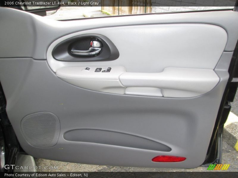 Black / Light Gray 2006 Chevrolet TrailBlazer LT 4x4