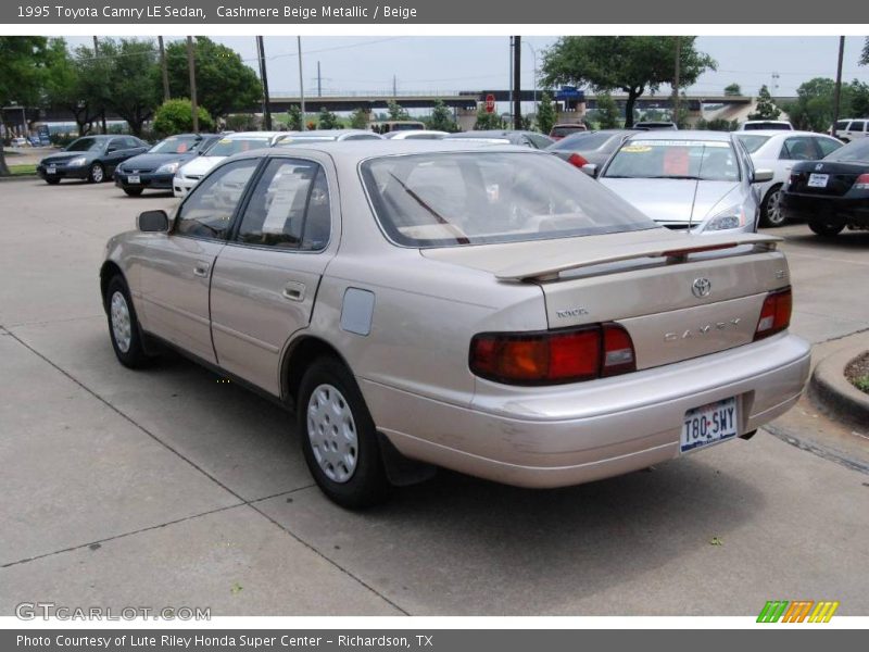 Cashmere Beige Metallic / Beige 1995 Toyota Camry LE Sedan