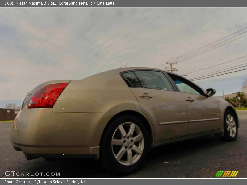 Coral Sand Metallic / Cafe Latte 2005 Nissan Maxima 3.5 SL