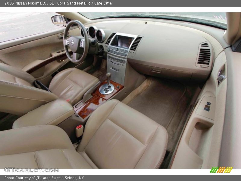 Dashboard of 2005 Maxima 3.5 SL
