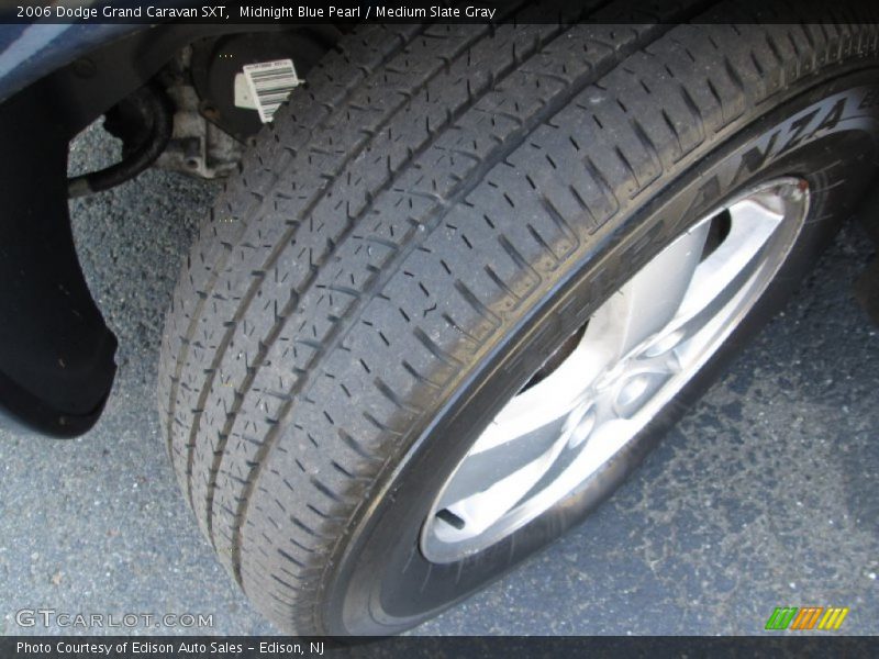 Midnight Blue Pearl / Medium Slate Gray 2006 Dodge Grand Caravan SXT