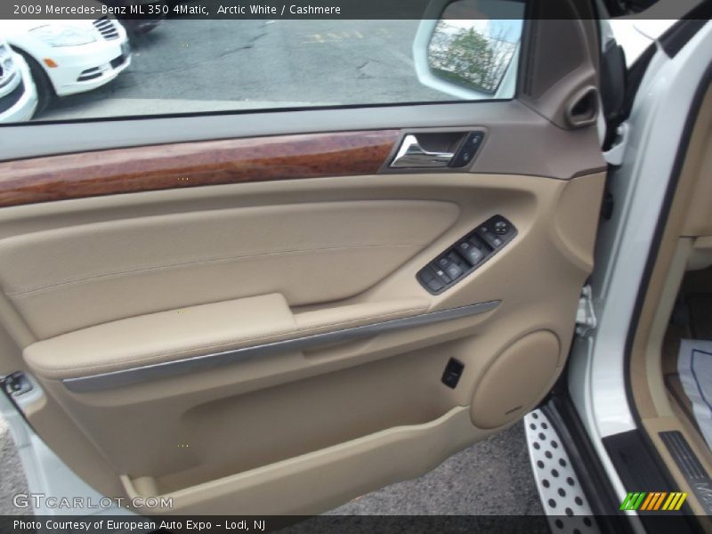 Arctic White / Cashmere 2009 Mercedes-Benz ML 350 4Matic