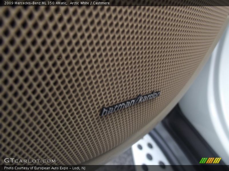 Arctic White / Cashmere 2009 Mercedes-Benz ML 350 4Matic