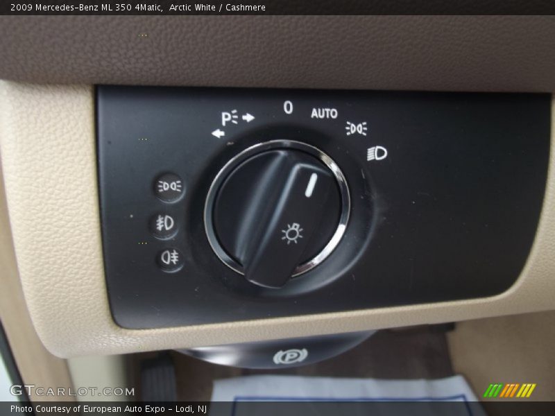 Arctic White / Cashmere 2009 Mercedes-Benz ML 350 4Matic