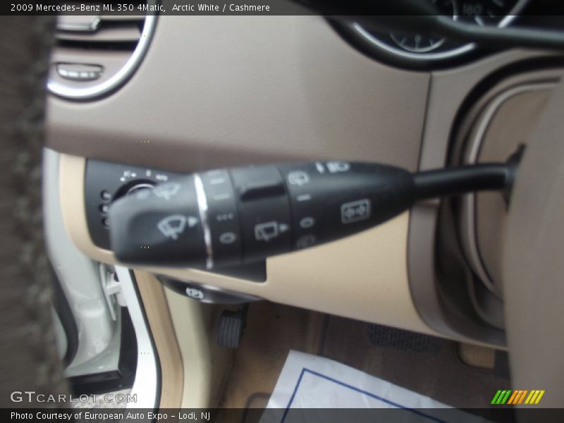 Arctic White / Cashmere 2009 Mercedes-Benz ML 350 4Matic