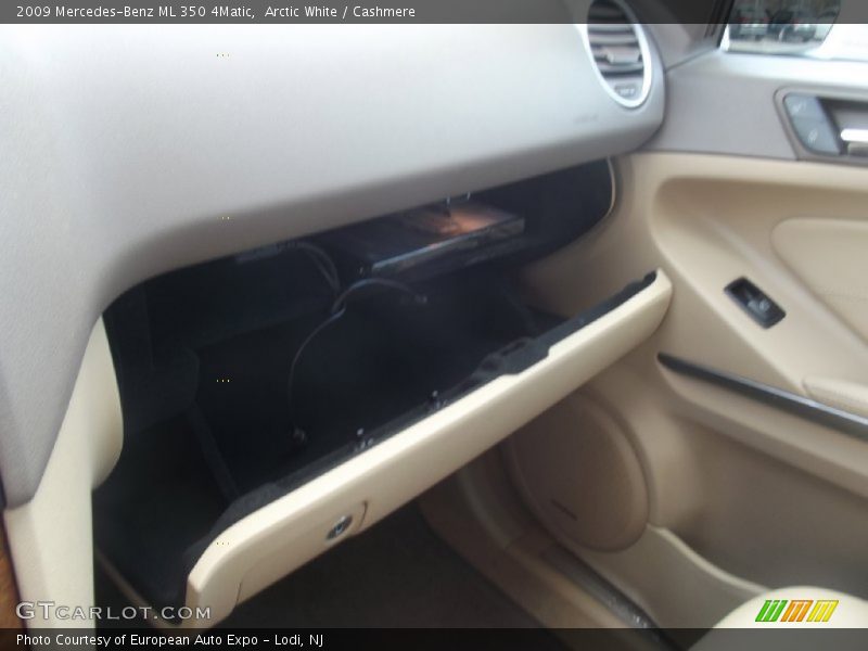 Arctic White / Cashmere 2009 Mercedes-Benz ML 350 4Matic