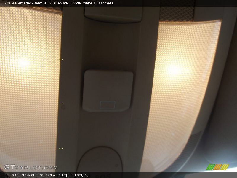 Arctic White / Cashmere 2009 Mercedes-Benz ML 350 4Matic