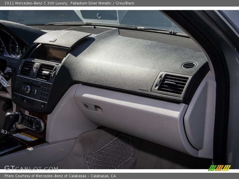 Palladium Silver Metallic / Grey/Black 2011 Mercedes-Benz C 300 Luxury