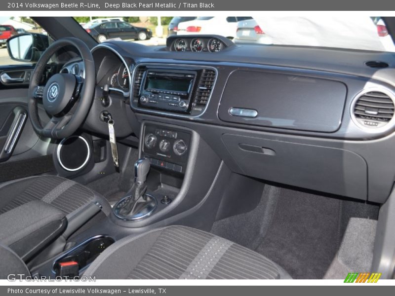 Deep Black Pearl Metallic / Titan Black 2014 Volkswagen Beetle R-Line