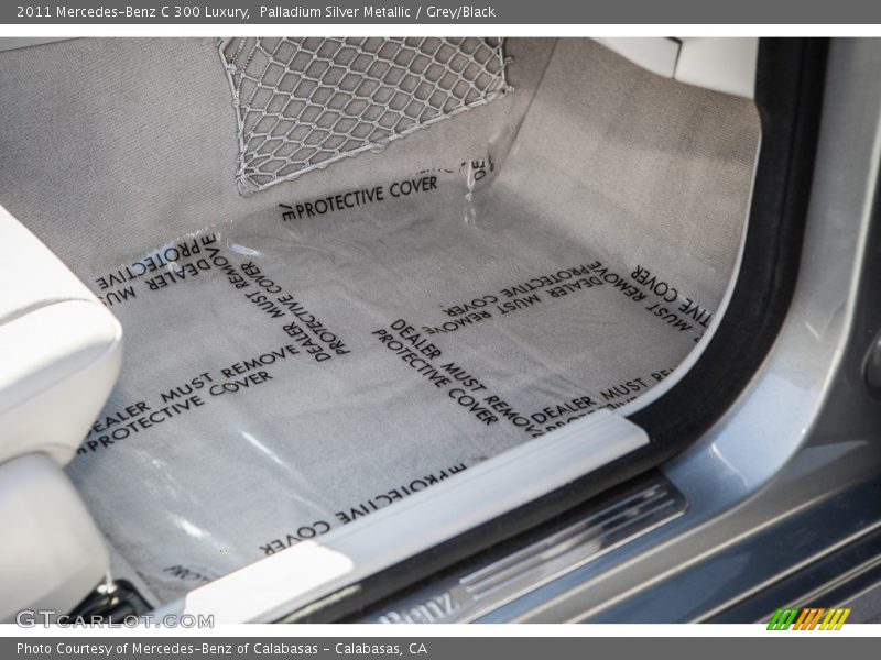 Palladium Silver Metallic / Grey/Black 2011 Mercedes-Benz C 300 Luxury
