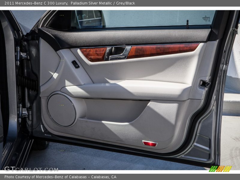 Palladium Silver Metallic / Grey/Black 2011 Mercedes-Benz C 300 Luxury
