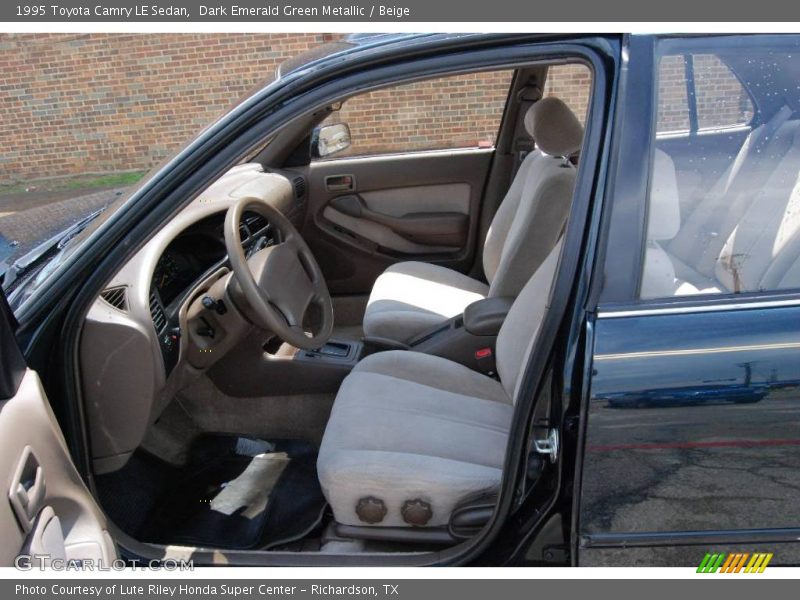 Dark Emerald Green Metallic / Beige 1995 Toyota Camry LE Sedan