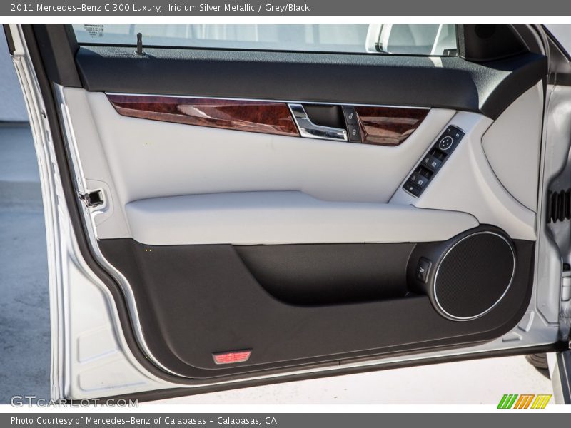 Iridium Silver Metallic / Grey/Black 2011 Mercedes-Benz C 300 Luxury